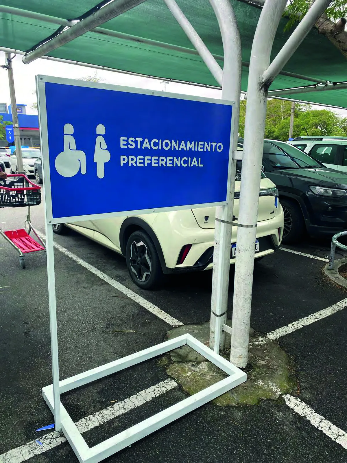 Proyecto de señalética corporativa para empresa en Montevideo