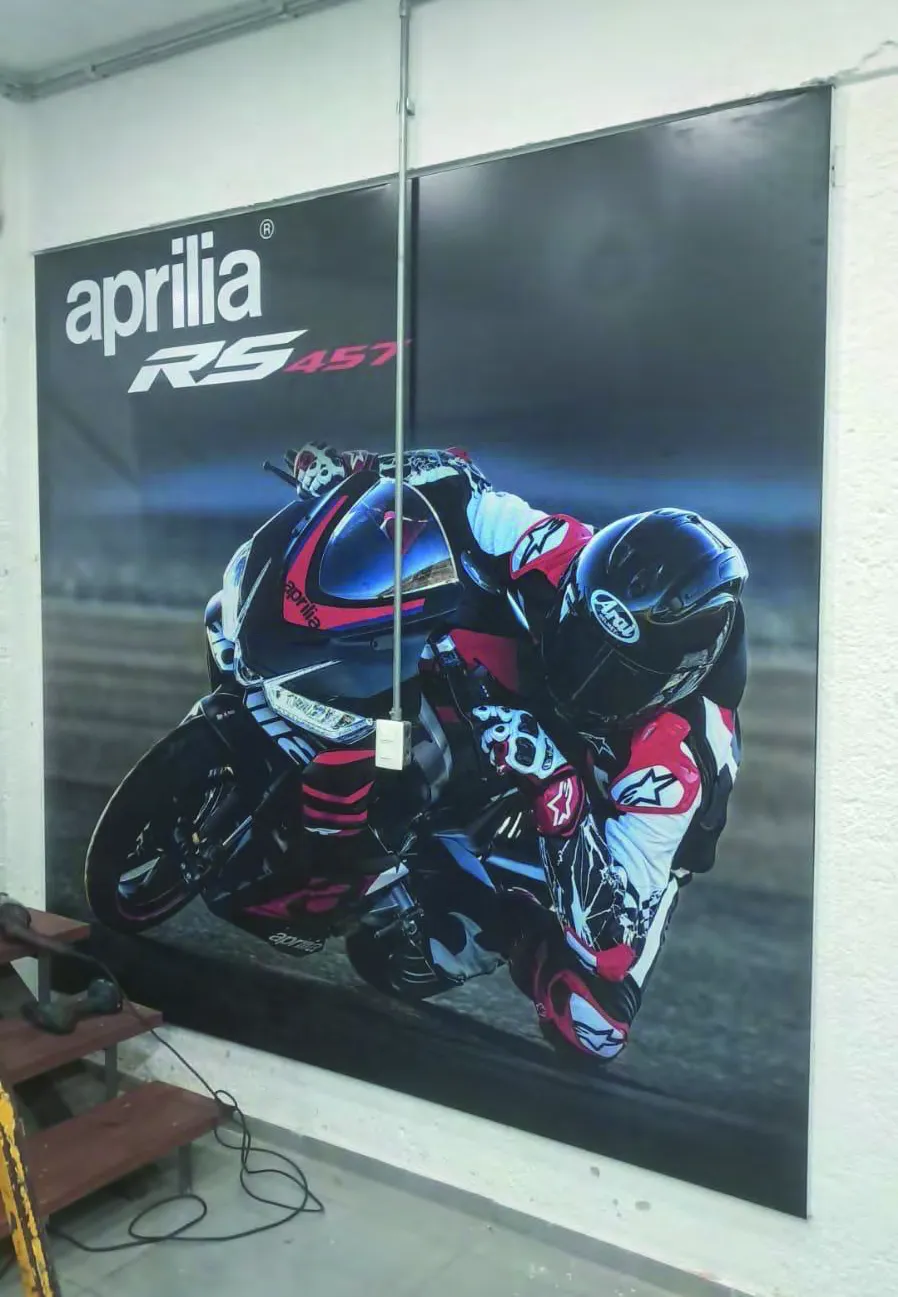 Vinilos para pisos en evento corporativo